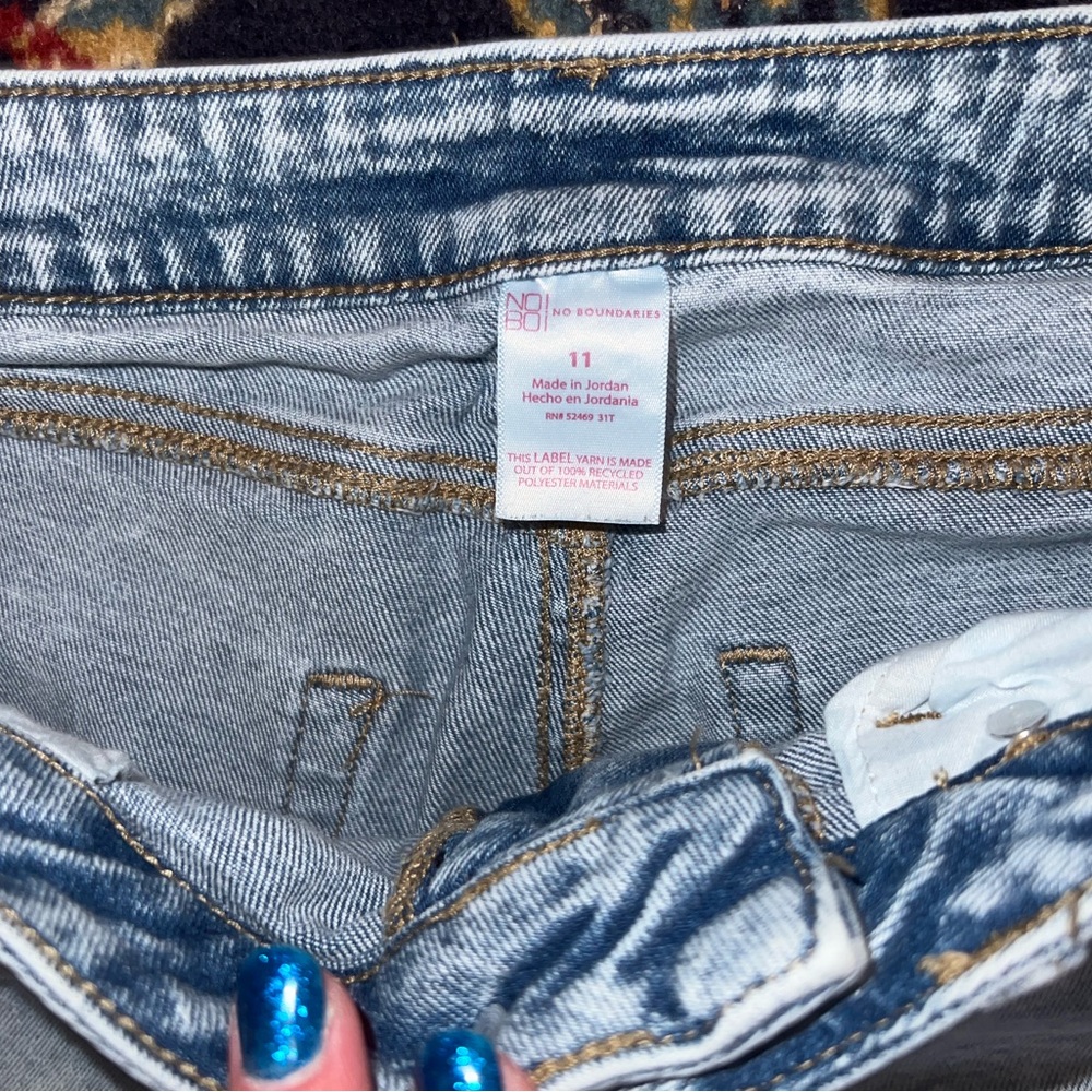 High Rise Mom Jeans - Picture 6 of 6